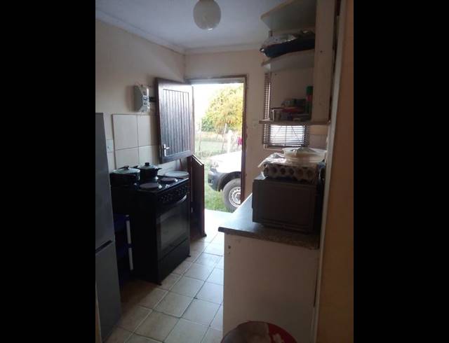 2 BEDROOM HOUSE FOR SALE IN ULUNDI D